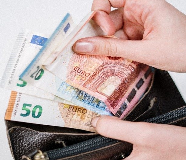 Indexations QDN décembre 2021: Indexation des diverses allocations sociales et amélioration de l’accès au service juridique de 2ème ligne