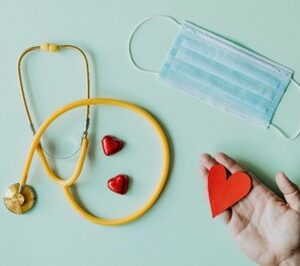 QDN Décembre 2023 : Prise en charge pour l’INAMI de 100% du prix des consultations médicales